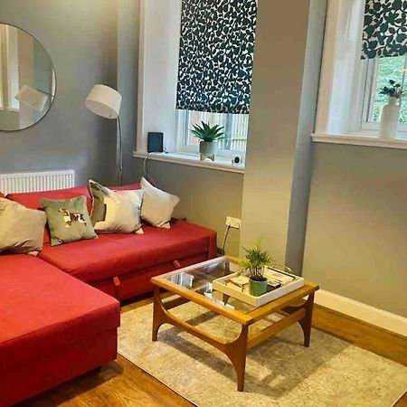 Large 2 Bedroom, Ground Floor Flat, Close To City Эдинбург Экстерьер фото